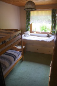 Für Besuch kann das Einzelbett zum Doppelbett umfunktioniert werden. / Ferienwohnung "Haus Johannsen" in Husum