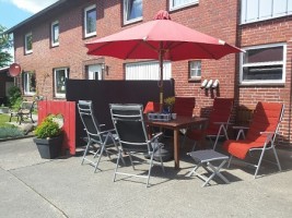 Die Terrasse / Ferienwohnung "Herr Nilsson" in Hattstedtermarsch