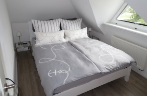 Schlafzimmer / Ferienwohnung "Nordstrand" in Husum - Schobüll