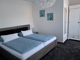 Das Schlafzimmer- Erholung nach spannenden Urlaubstagen / Ferienwohnung "Op England" in Nordstrand