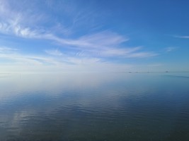 Himmel und Meer / Ferienwohnung "Urlaub-schön und apart" in Husum